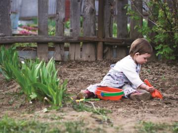 Nothing Beats Nature For Baby Play